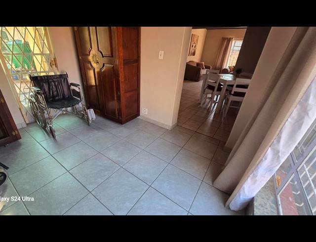 3 BEDROOM PROPERTY TO RENT IN FREEWAY PARK
